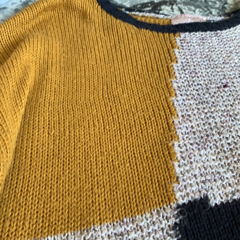 Anthropologie Sweater - Picture 4 of 4